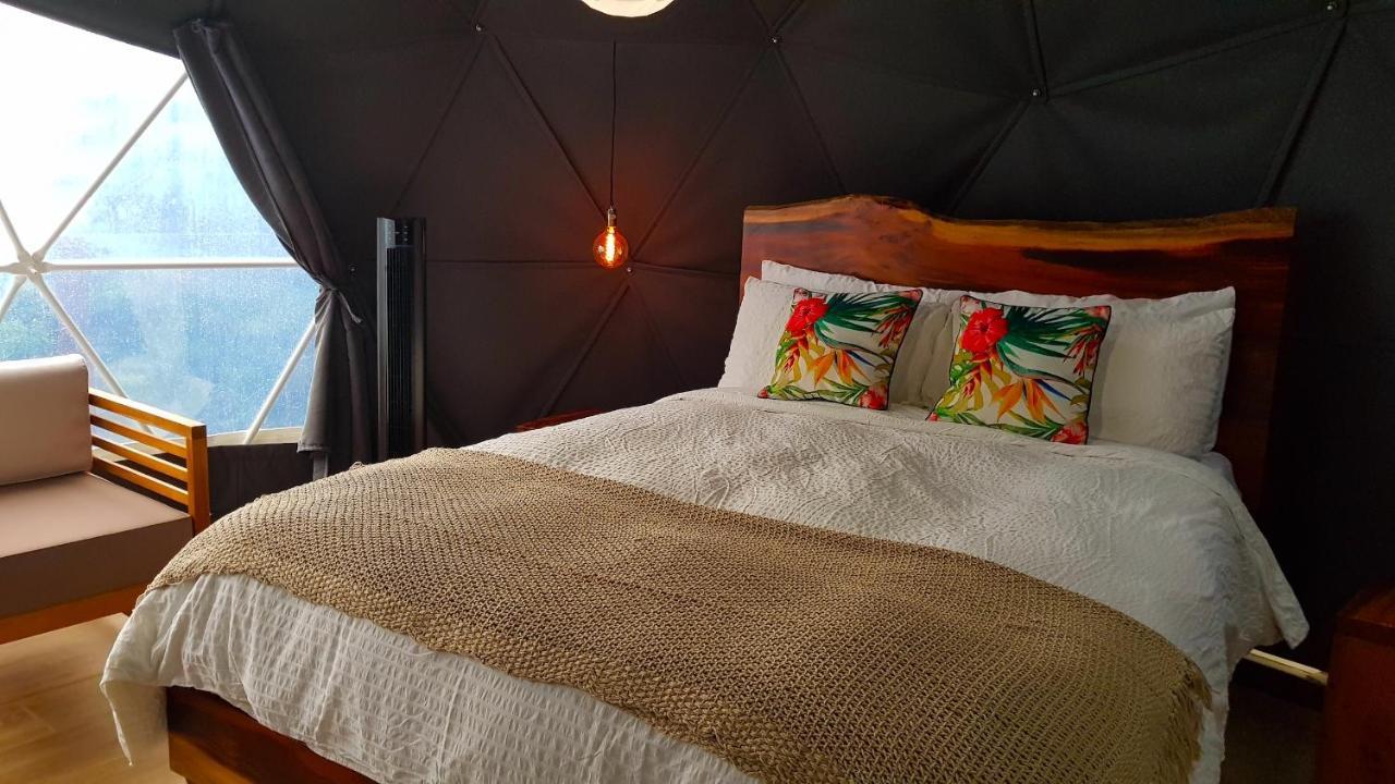 Chira Glamping Resort Monteverde Ngoại thất bức ảnh